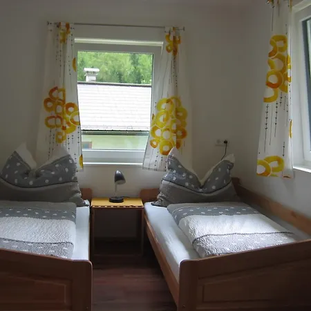 Haus Steinbrecher Hallstatt Room photo
